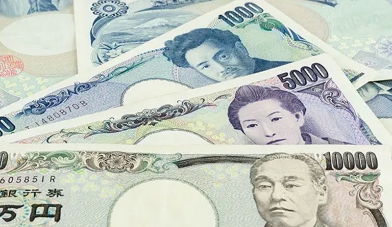 Đồng Yên của Nhật Bản tiếp tục giảm giá kỷ lục